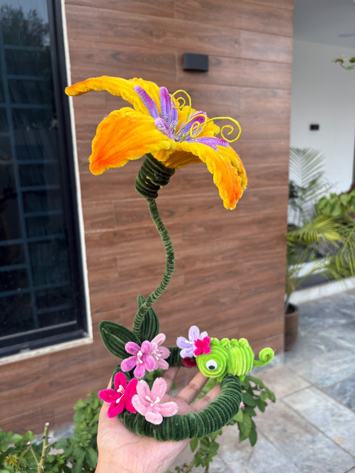 Tangled Flower Lamp